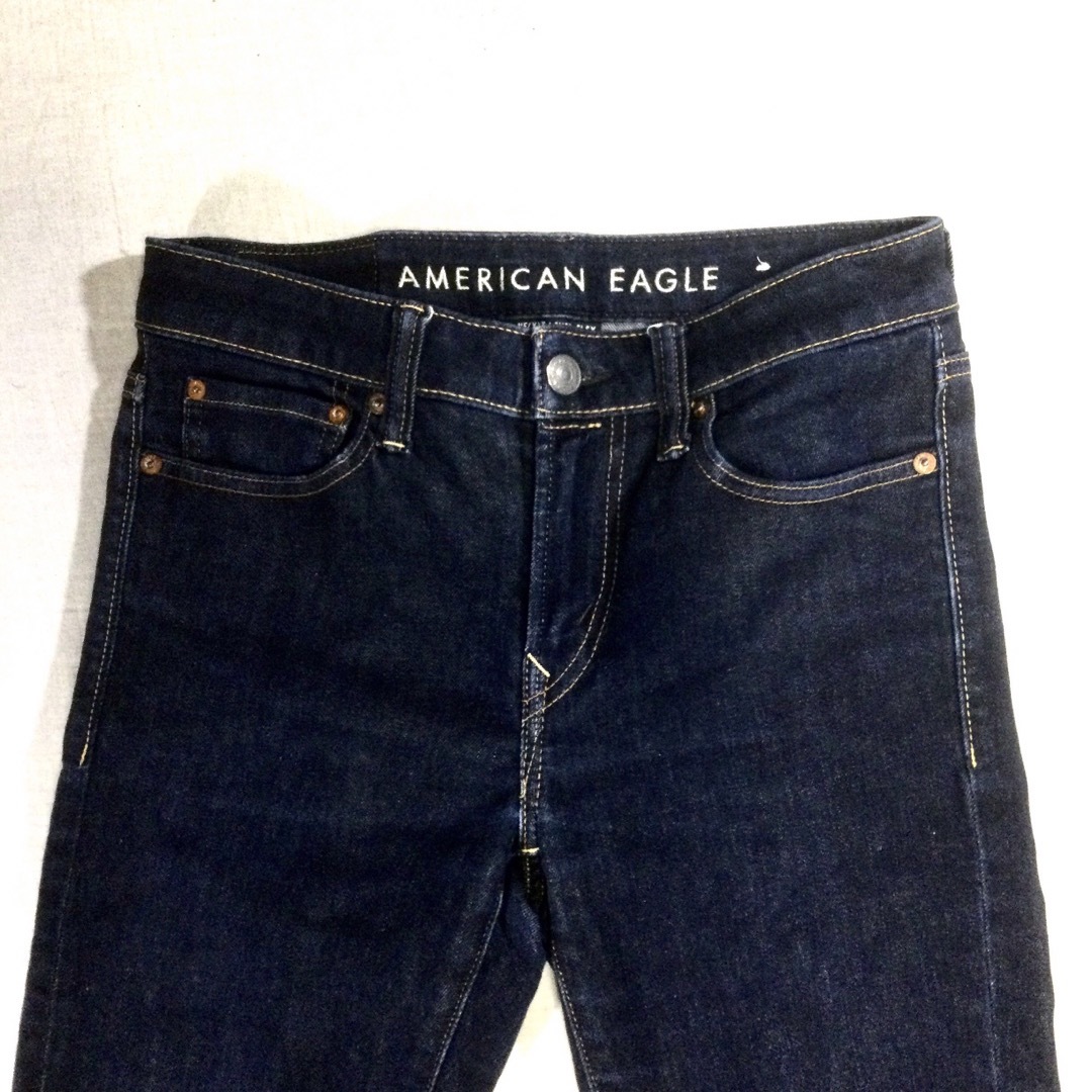 American Eagle(アメリカンイーグル)のアメリカンイーグル★スキニー★ストレッチ★濃紺デニム★29インチ レディースのパンツ(デニム/ジーンズ)の商品写真