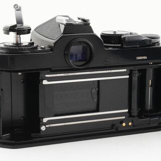 超美品　ニコン　FE2 ブラック　 フィルムカメラ　モルト新品交換済 B019