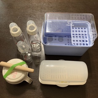 哺乳瓶　哺乳瓶消毒ケース　離乳食調理器具セット(哺乳ビン用消毒/衛生ケース)