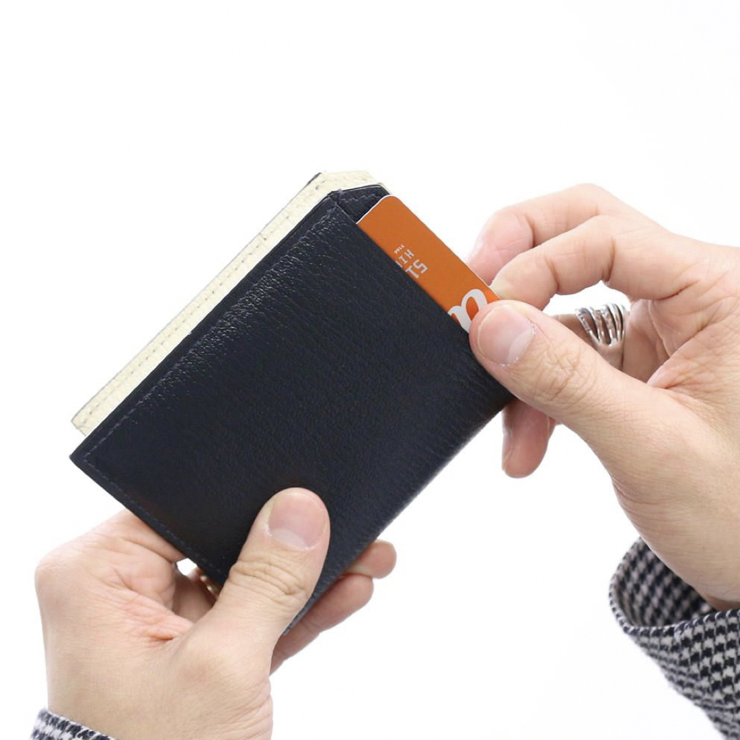未使用 LEON掲載 L'arcobaleno スマートカード ウォレット