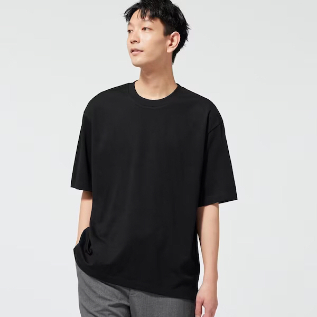 GU(ジーユー)のGU ドライポンチクルーネックT  メンズのトップス(Tシャツ/カットソー(半袖/袖なし))の商品写真