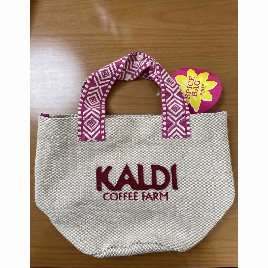 KALDI(カルディ)のKALDI カルディ　スパイスバッグ　ピンク レディースのバッグ(エコバッグ)の商品写真