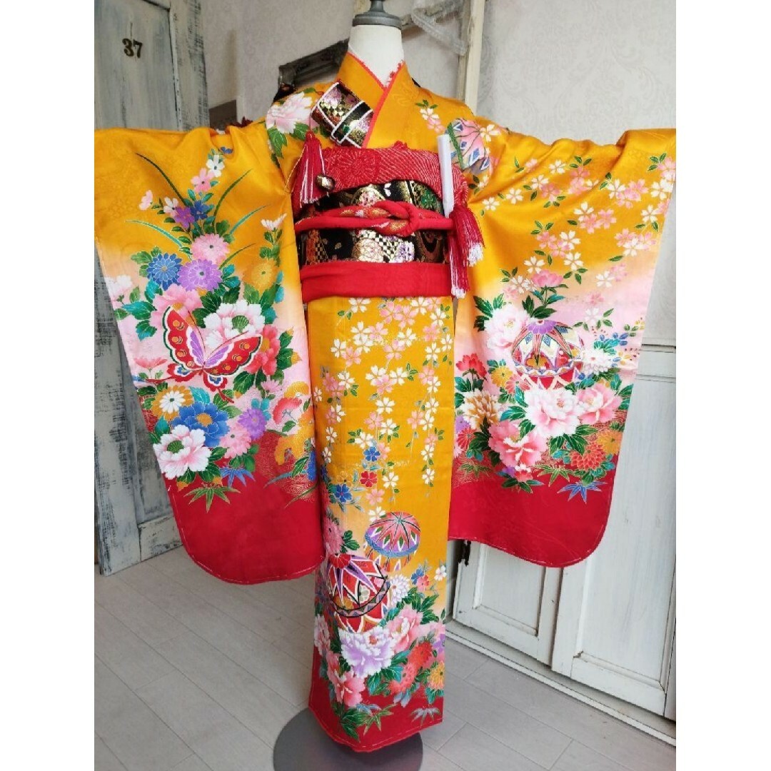 未使用品☆山吹色の着物に黒の作り帯☆七五三フルセットの通販 by しの