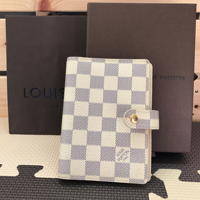 LOUIS VUITTON(ルイヴィトン)のルイヴィトン ダミエ アズール 手帳 レディースのファッション小物(財布)の商品写真