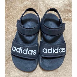 アディダス(adidas)のadidas サンダル　キッズ　17㎝(サンダル)