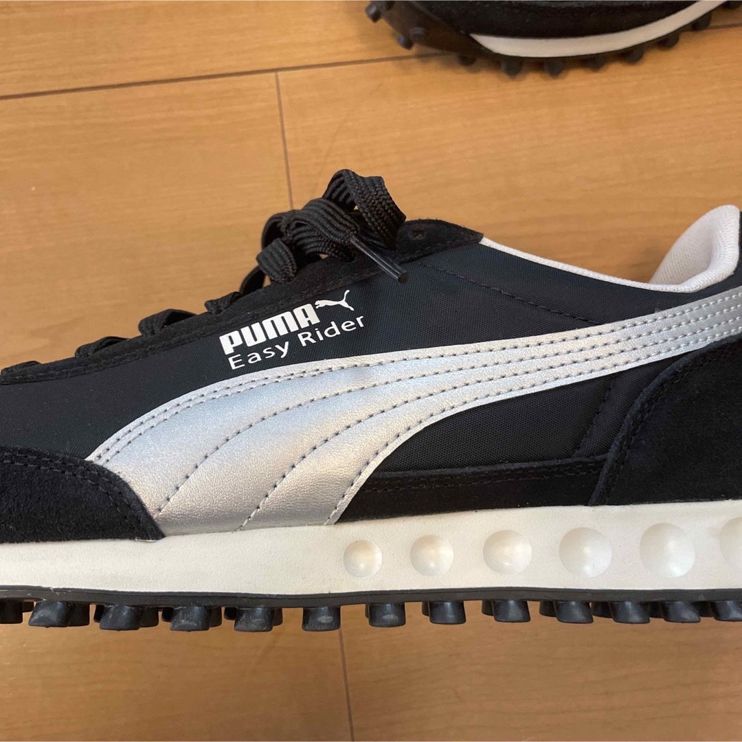 PUMA(プーマ)の新品未使用品！プーマ　スニーカー27センチ メンズの靴/シューズ(スニーカー)の商品写真