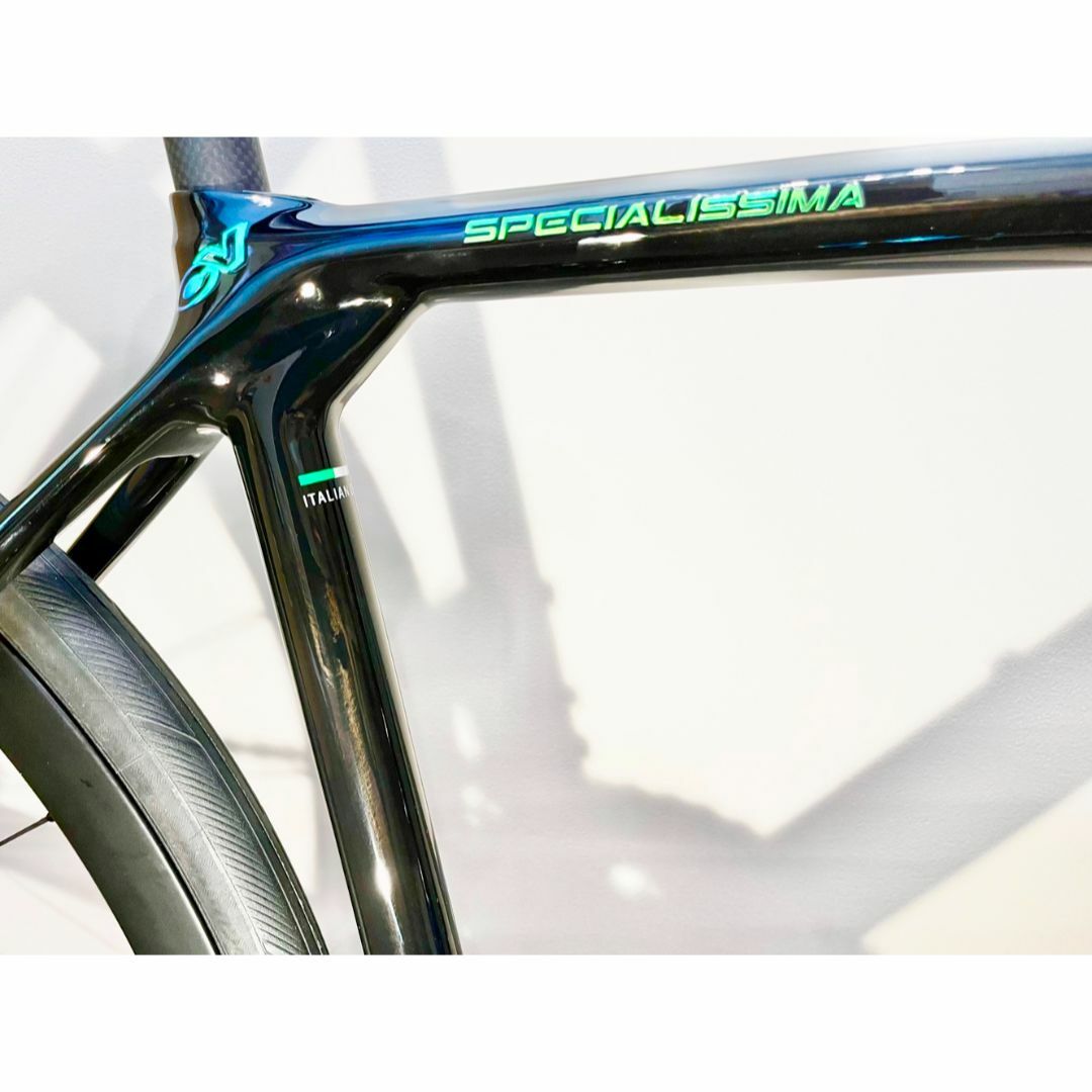 Bianchi(ビアンキ)の新品/未走行ビアンキSPECIALISSIMA電動105di2 カーボンホイール スポーツ/アウトドアの自転車(自転車本体)の商品写真