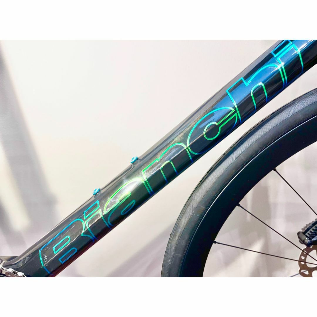 Bianchi(ビアンキ)の新品/未走行ビアンキSPECIALISSIMA電動105di2 カーボンホイール スポーツ/アウトドアの自転車(自転車本体)の商品写真