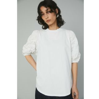 ヘリンドットサイ(HeRIN.CYE)のShirring volume sleeve tee (ｼｬｰﾘﾝｸﾞ ﾎﾞﾘｭ(Tシャツ(半袖/袖なし))