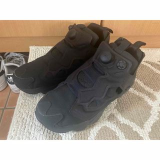 リーボック(Reebok)のインスタポンプ フューリー OG トウキョウ 黒(スニーカー)