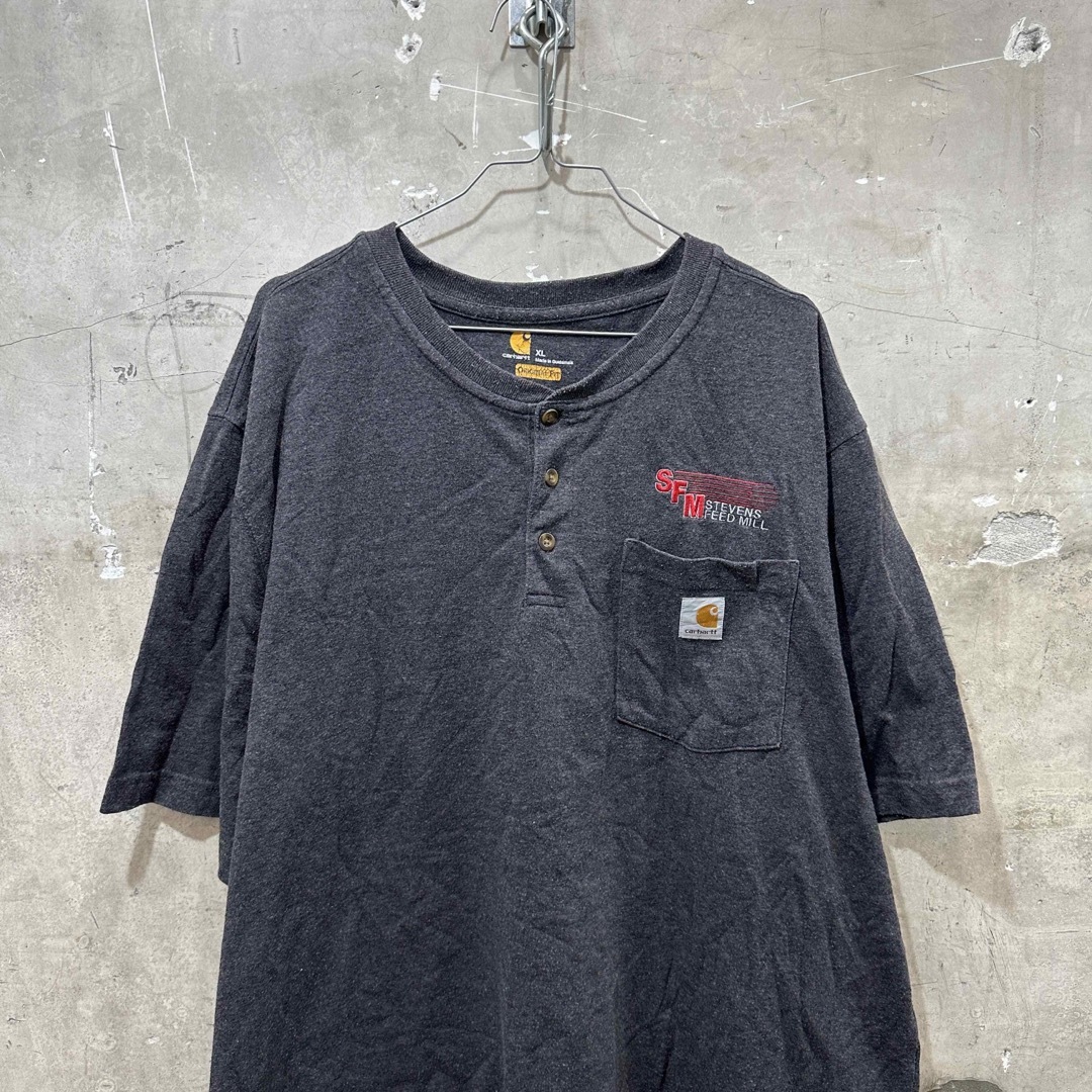 carhartt(カーハート)のUSA古着カーハート ヘンリーネックTシャツ 企業物 XL ビッグサイズ メンズのトップス(Tシャツ/カットソー(半袖/袖なし))の商品写真