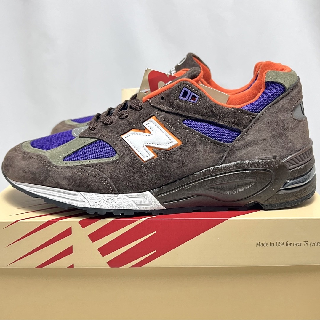 New Balance(ニューバランス)の28cm 新品 USA製 ニューバランス 990 V2 スニーカー ブラウン メンズの靴/シューズ(スニーカー)の商品写真