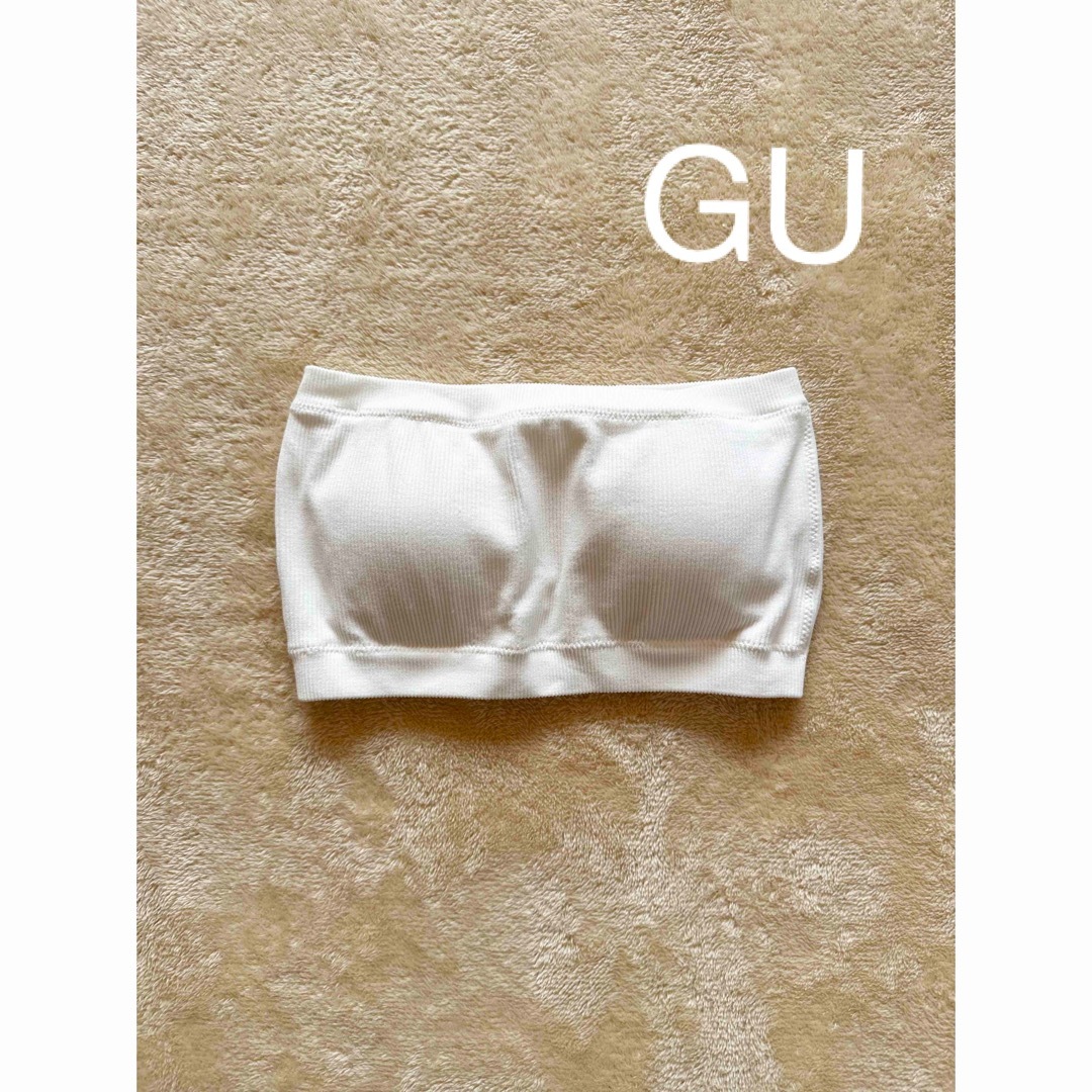 GU(ジーユー)のGU＊バンドゥ＊ホワイト＊S レディースの下着/アンダーウェア(ブラ)の商品写真