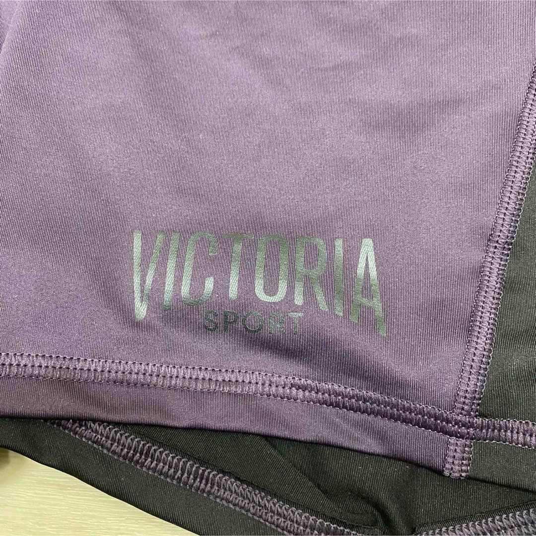 Victoria's Secret(ヴィクトリアズシークレット)の♡新品 未使用♡ ヴィクトリアシークレット スポーツ パンツ Sサイズ パープル スポーツ/アウトドアのトレーニング/エクササイズ(トレーニング用品)の商品写真