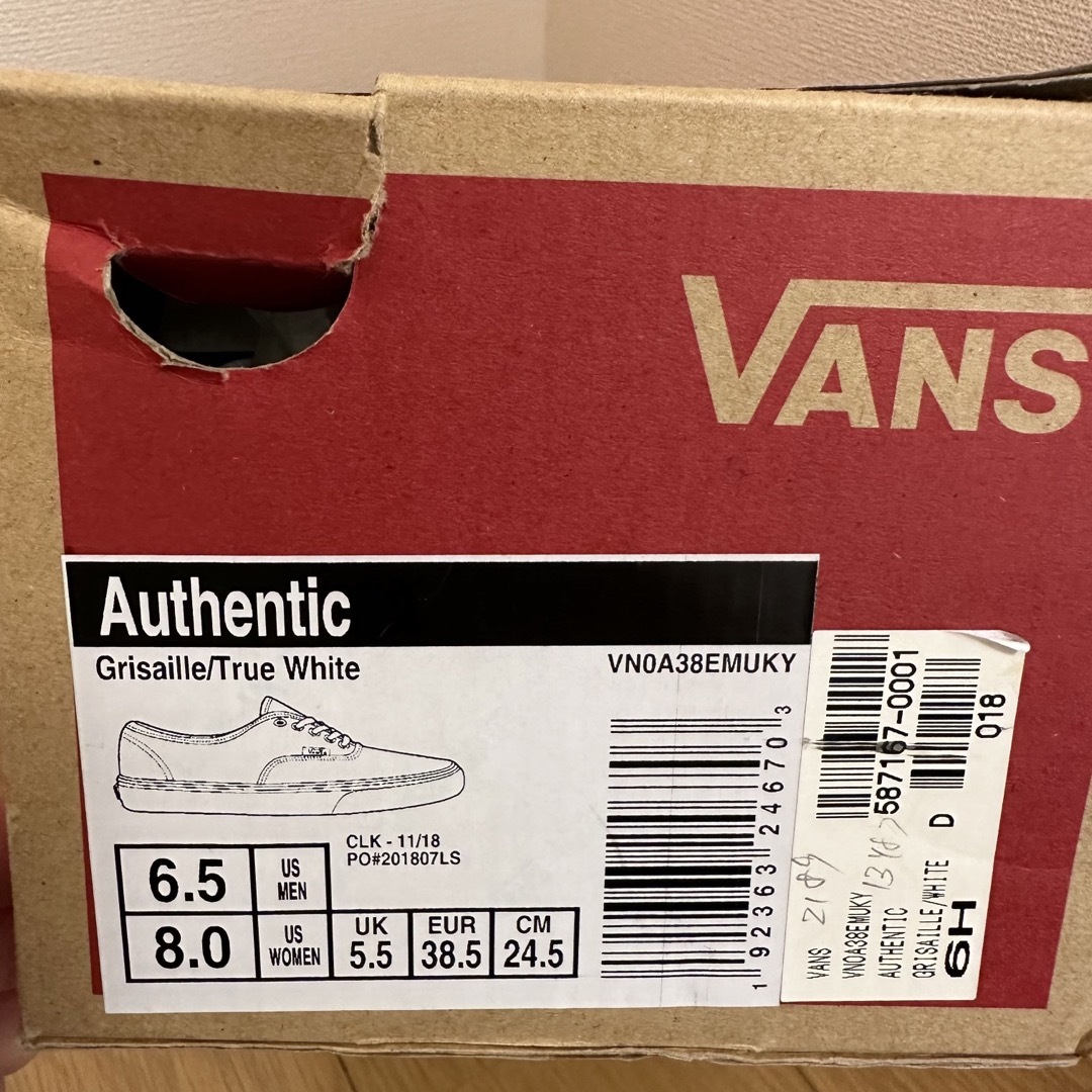 VANS(ヴァンズ)の新品未使用 VANS スニーカー レディースの靴/シューズ(スニーカー)の商品写真