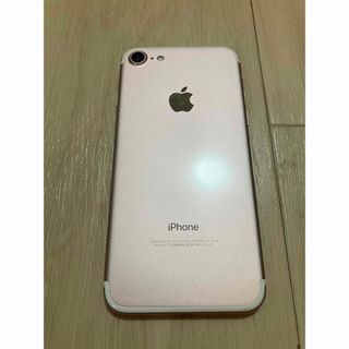 iPhone7 32GB モデルA1779 背面クリア