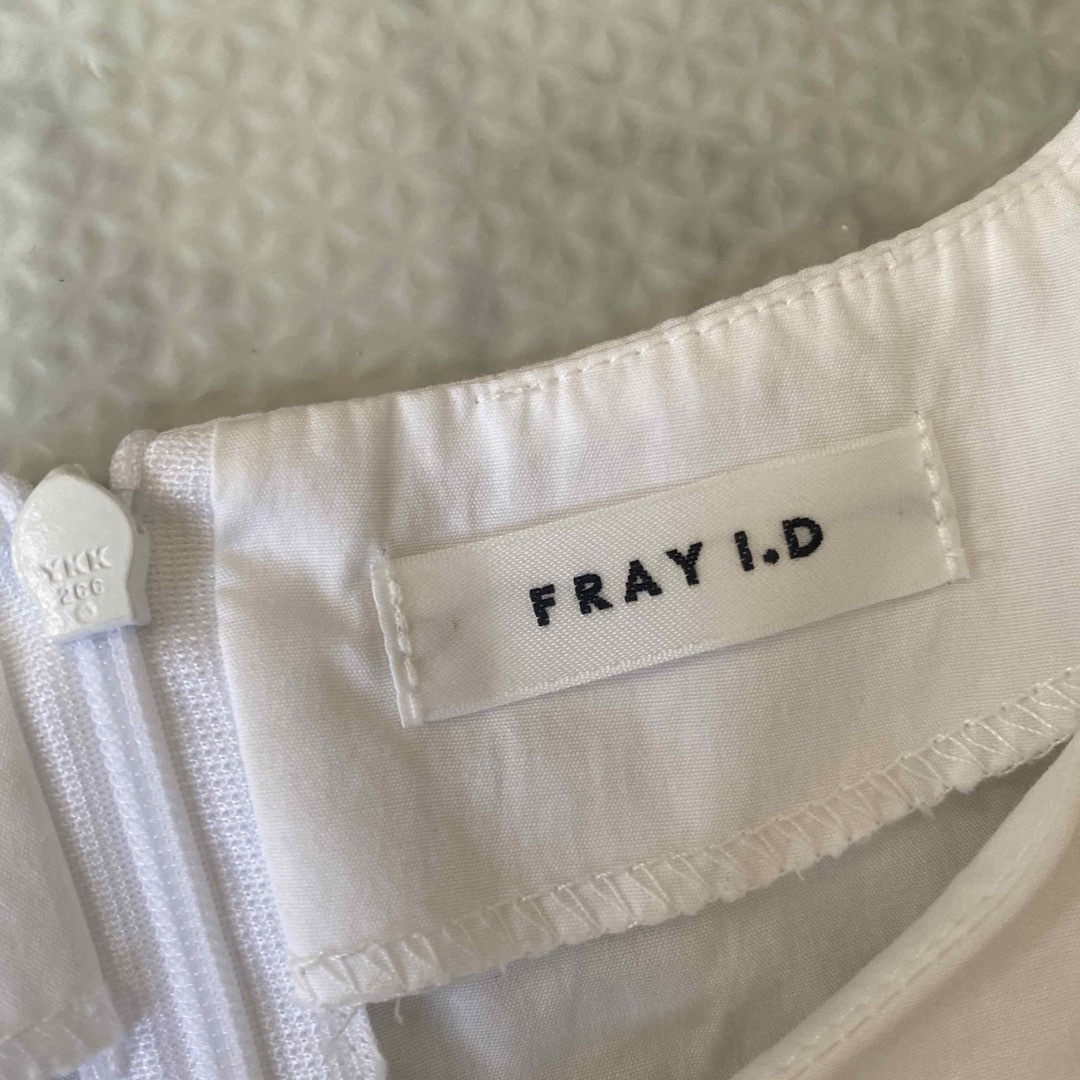 FRAY I.D(フレイアイディー)のFRAY.I.D フレイアイディー レディースのトップス(Tシャツ(半袖/袖なし))の商品写真