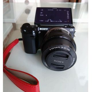 ソニー(SONY)のソニーαNEX-5T(ミラーレス一眼)