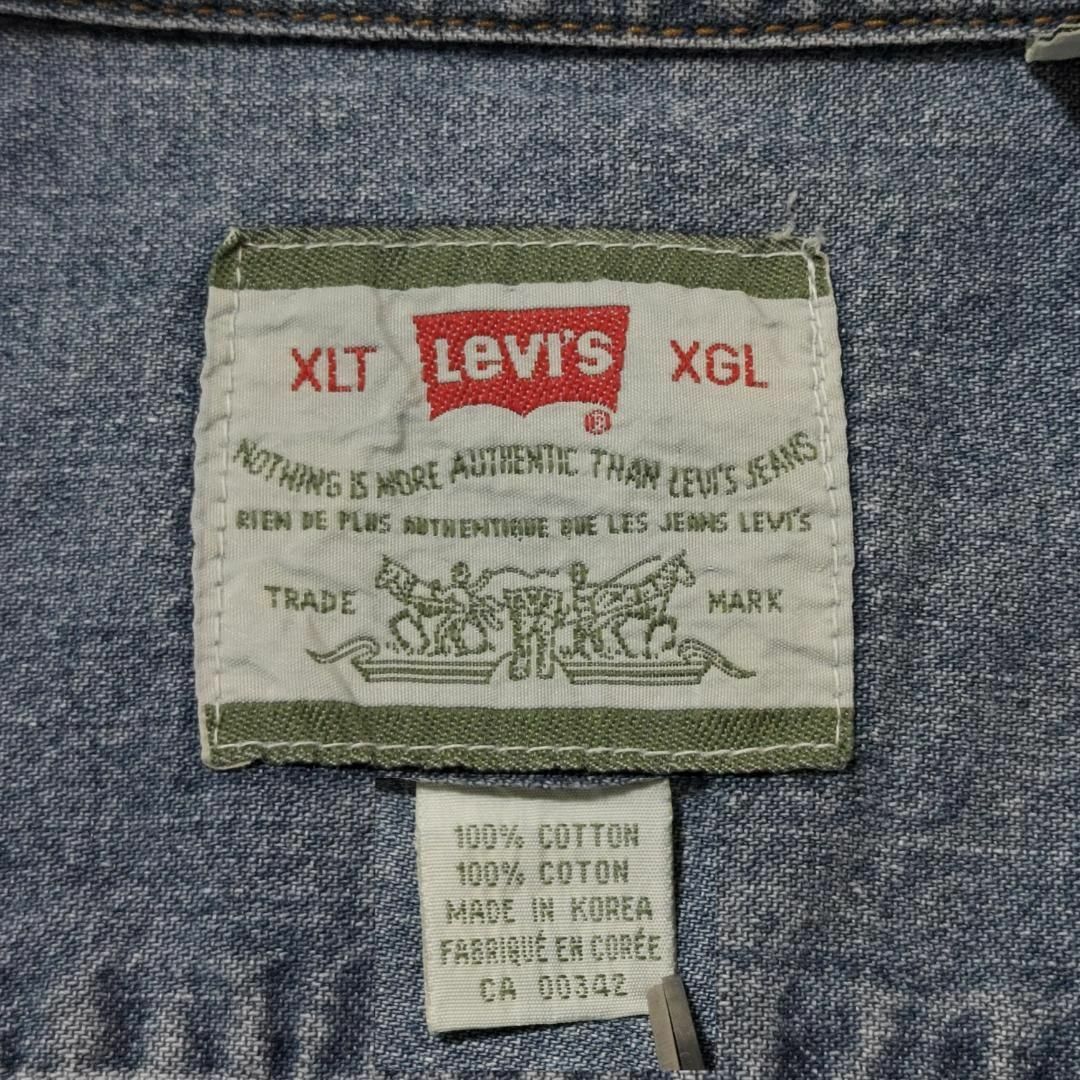 Levi's(リーバイス)のリーバイス デニムシャツ XLT トールサイズ 青ブルーデニム 胸ポケット古着 メンズのトップス(シャツ)の商品写真