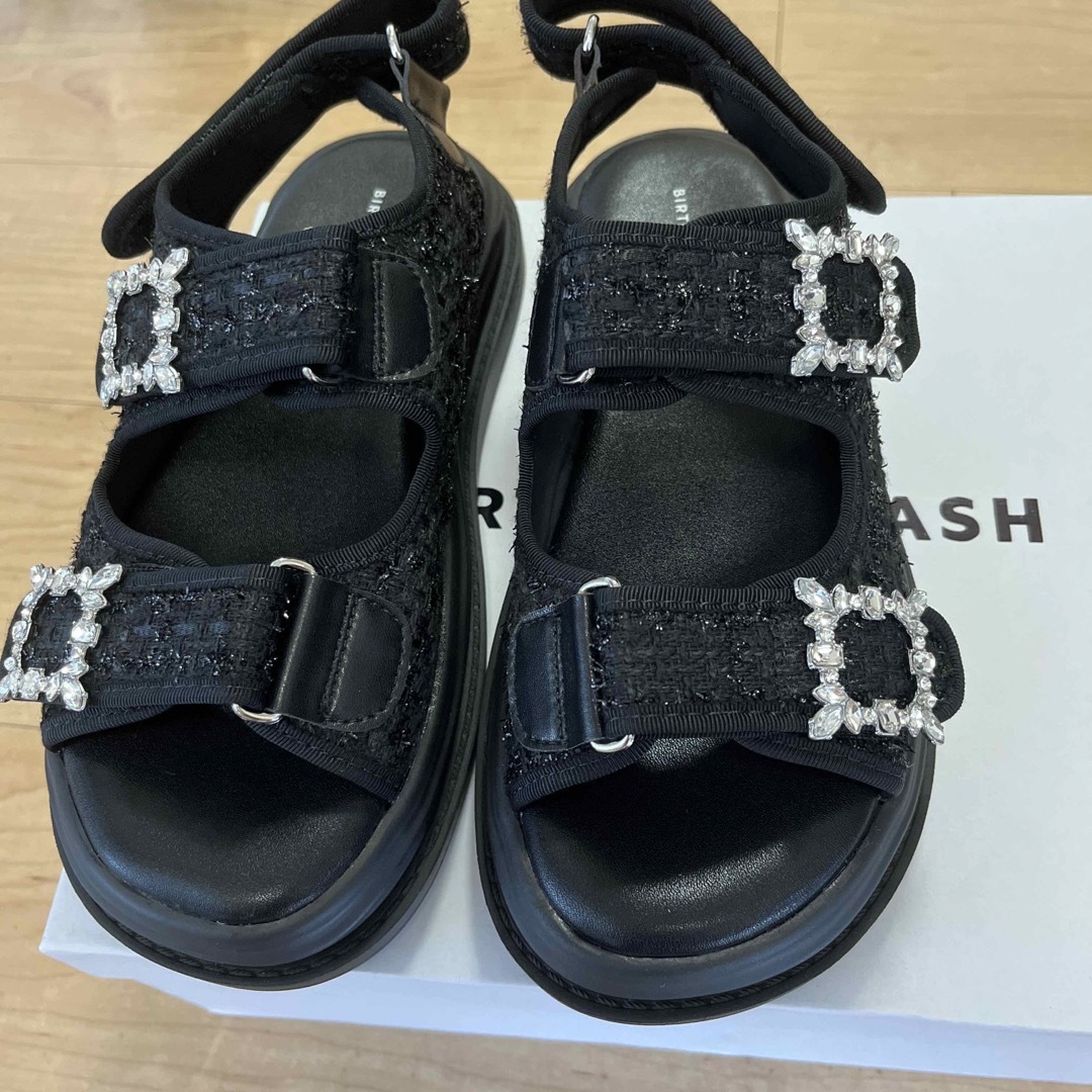 バースデーバッシュサンダル Manon SHFW バースデーバッシュサンダル Manon SHFW