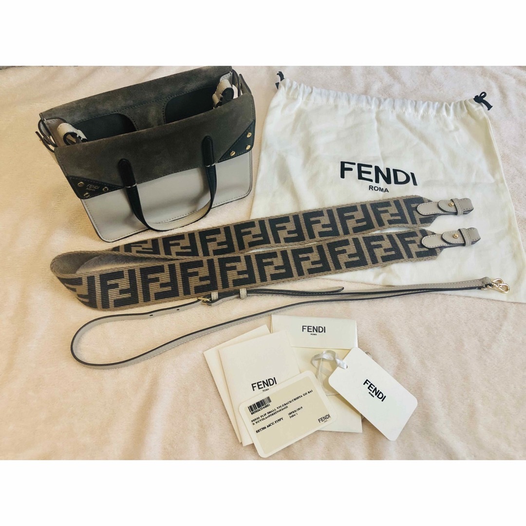 FENDI - ☆モモモ様専用☆FENDI FLIP SMALL フェンディ フリップ