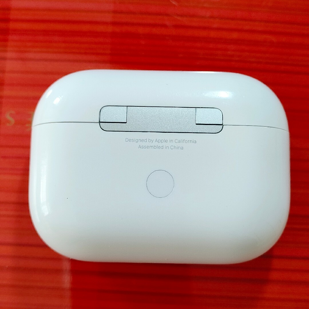 新品 AirPods Pro MWP22J/A 充電ケース(充電器)のみ