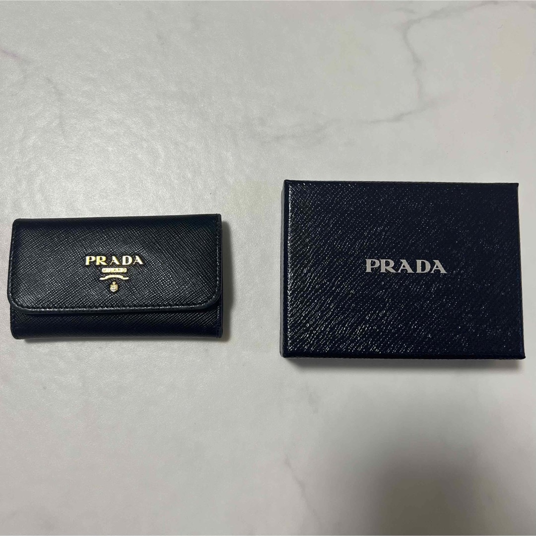 PRADA プラダ キーケース サフィアーノ 6連 黒