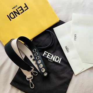 フェンディ(FENDI)の【正規品】生産・販売終了 FENDI ショルダーストラップ ストラップユー(その他)