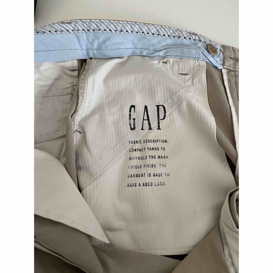 GAP(ギャップ)のGAP メンズパンツ ストレート FIT  91X76 クリーニング済　シミあり メンズのパンツ(デニム/ジーンズ)の商品写真