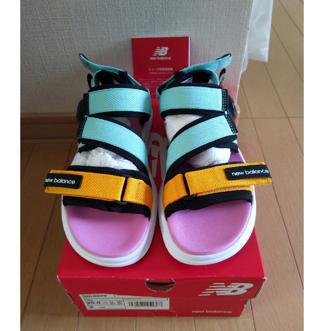 【新品】ピンクサンダル 箱付き