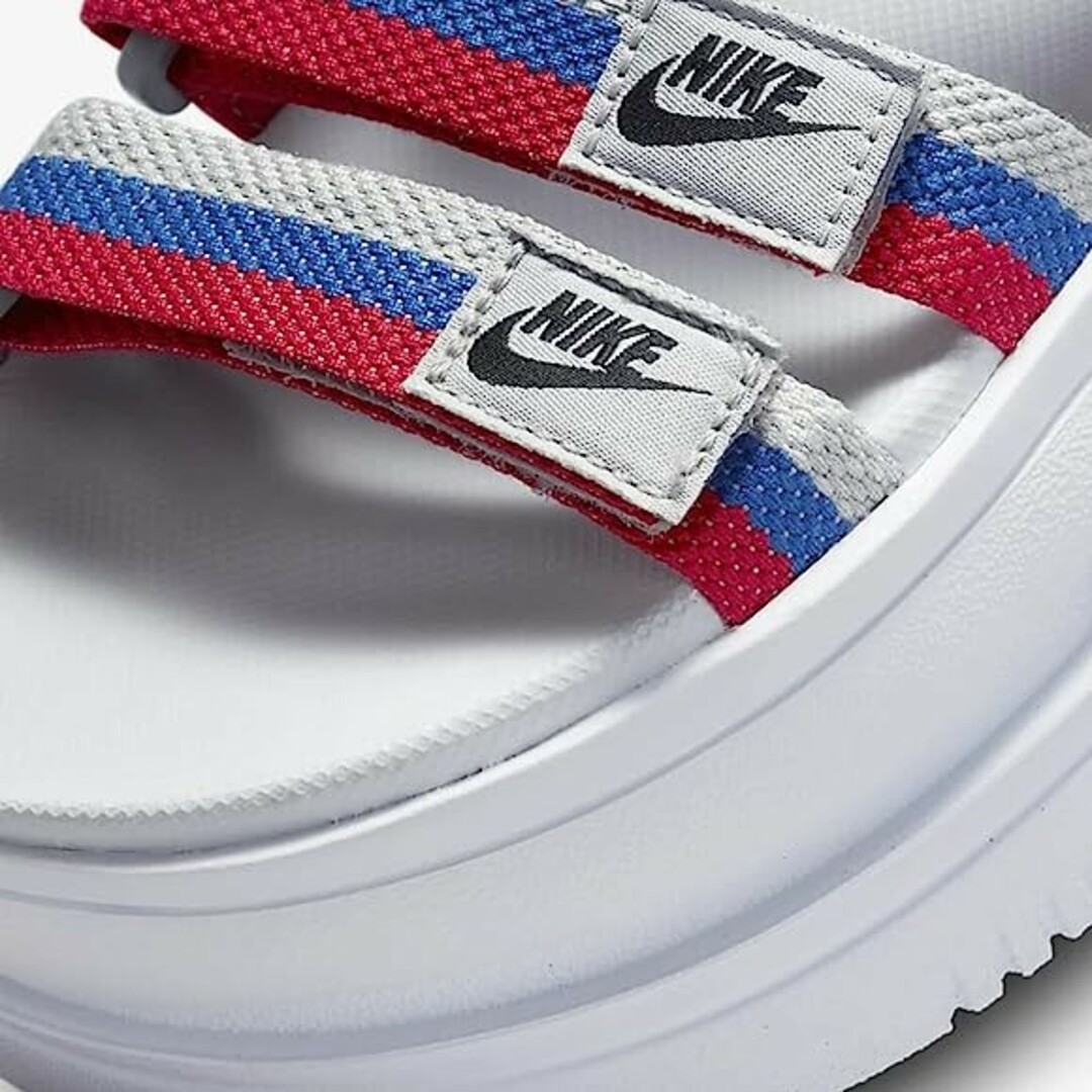 NIKEナイキウィメンズアイコンクラシックサンダル24cm新品箱付き 9