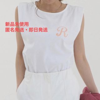 ロイヤルパーティー(ROYAL PARTY)のワンポイント刺繍ノースリトップス(Tシャツ(半袖/袖なし))