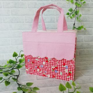 🍓ハンドメイド🍓 お弁当袋 ランチバッグ カバン 新品未使用(バッグ/レッスンバッグ)