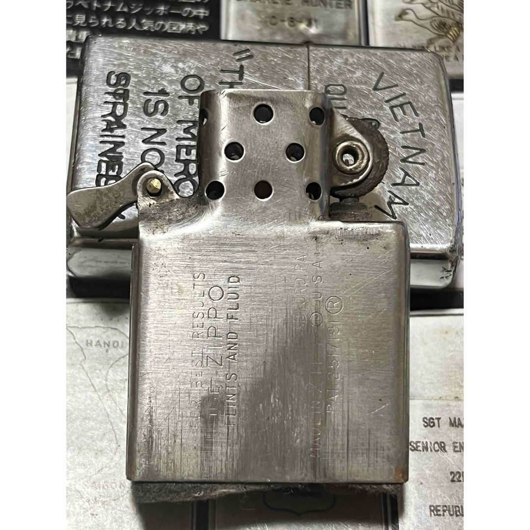 【ベトナムZIPPO】本物 1962年製ベトナムジッポー「メダル貼り」