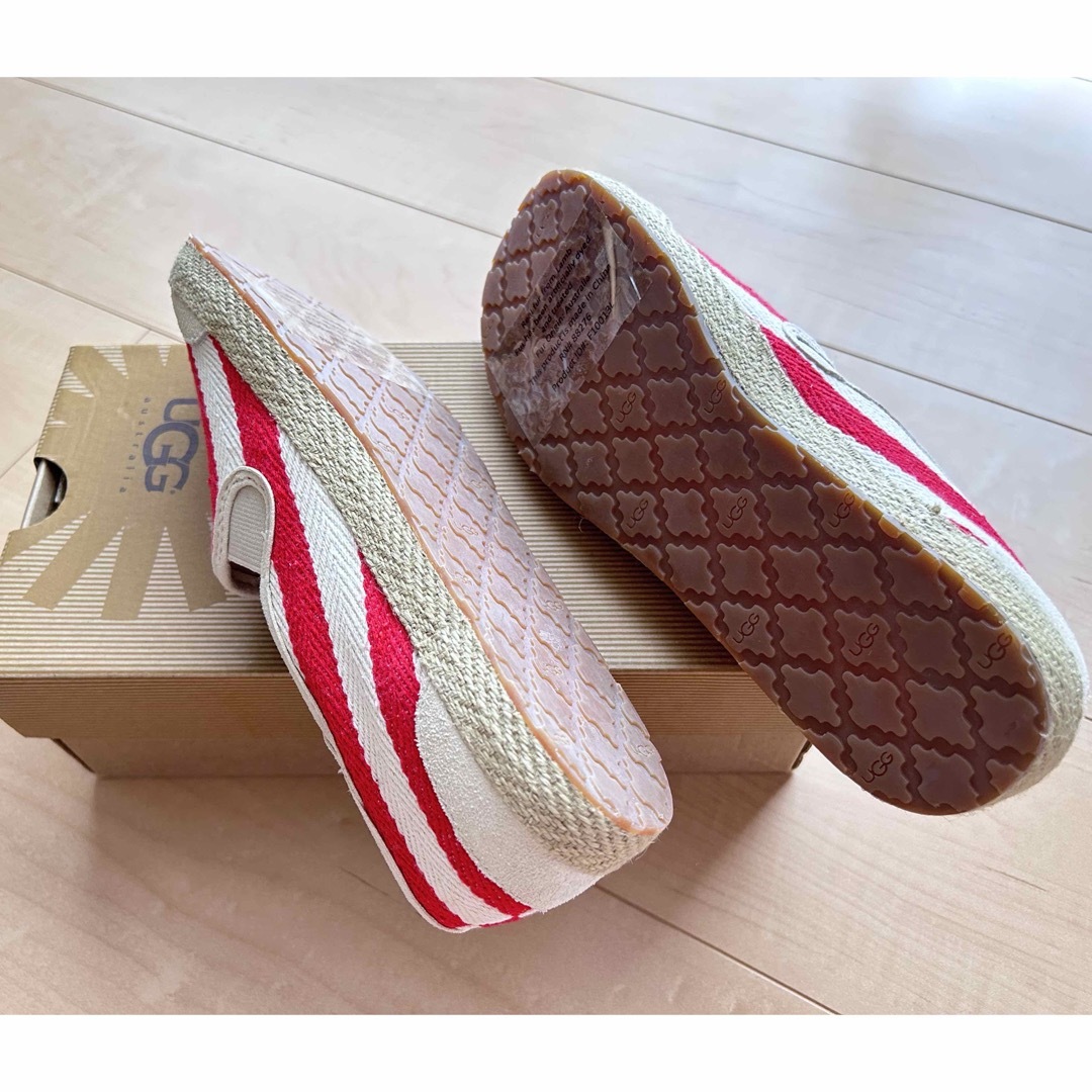 UGG スリッポン　スニーカー　新品　未使用