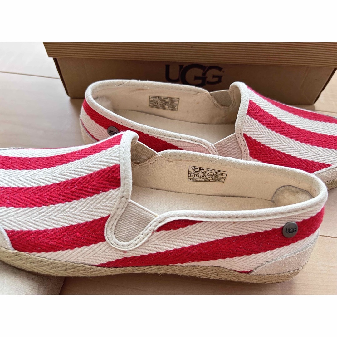 UGG スリッポン　スニーカー　新品　未使用