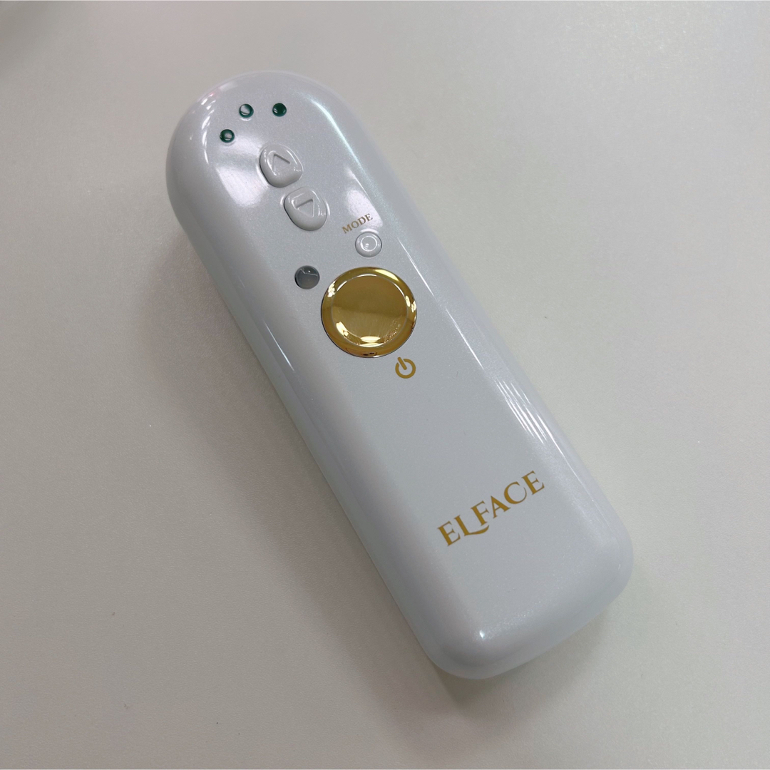 再入荷★大大特価セール★韓国発の美顔器「ELFACE（エルフェイス）」新品