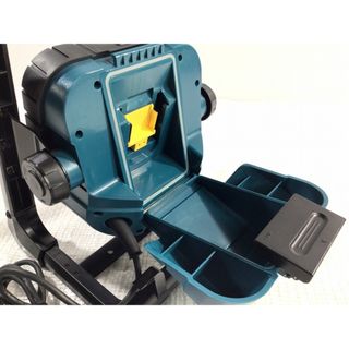☆比較的綺麗☆ makita マキタ 14.4V/18V 充電式LEDスタンドライト ML805 本体のみ 作業用ライト 投光器 LEDライト 75603