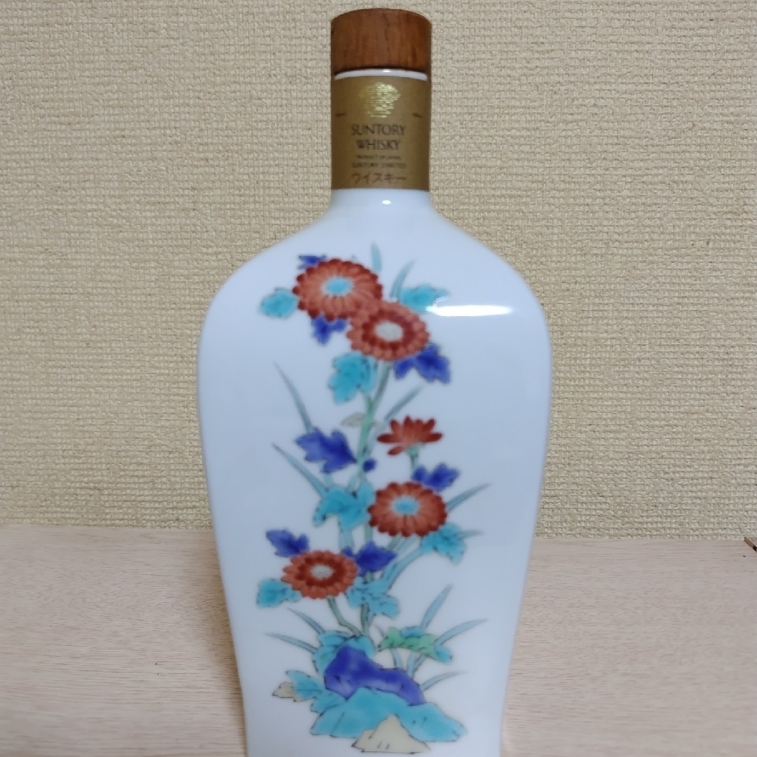 サントリー錦菊梅竹文有田焼陶器ボトル岩尾對山窯