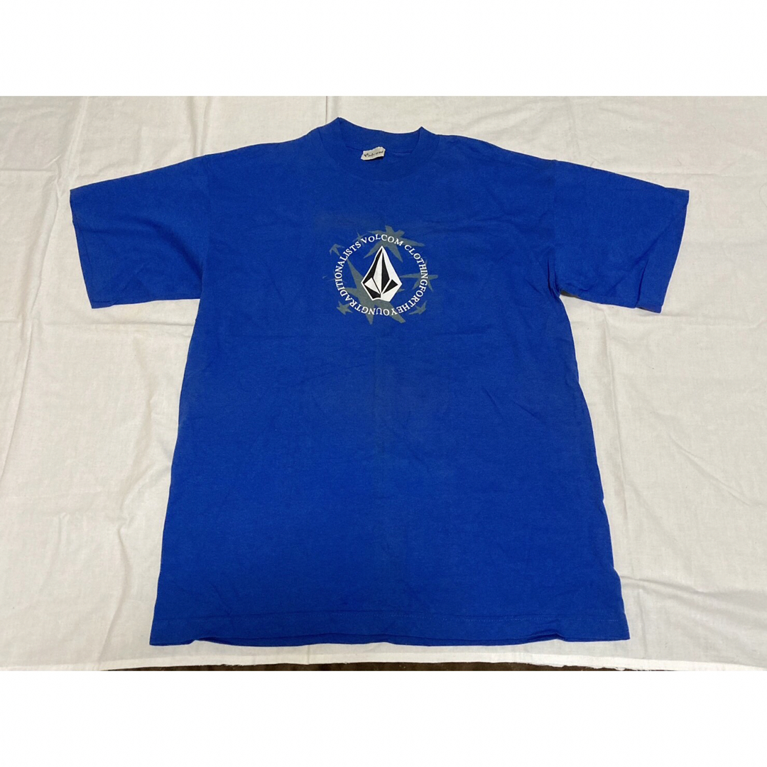 volcom(ボルコム)のボルコム Tシャツ Lサイズ 未使用品！送料無料 メンズのトップス(Tシャツ/カットソー(半袖/袖なし))の商品写真