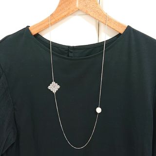 透かしレース&コットンパールのロングネックレス silver(ネックレス)