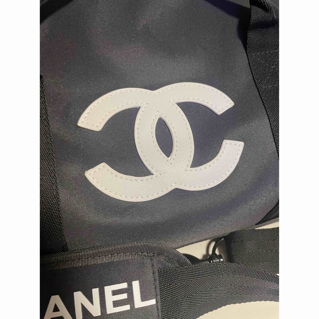 CHANEL(シャネル)のCHANEL　ボストンバッグ　シャネル 新品 未使用 旅行　　ノベルティ レディースのバッグ(ボストンバッグ)の商品写真