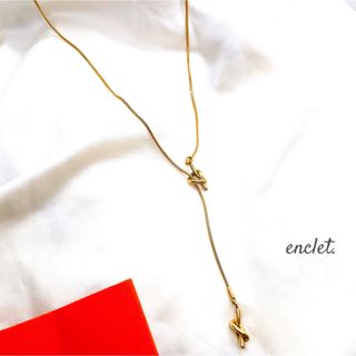 enclet. ステンレス ゴールド ノットフープ デザインネックレス(ネックレス)