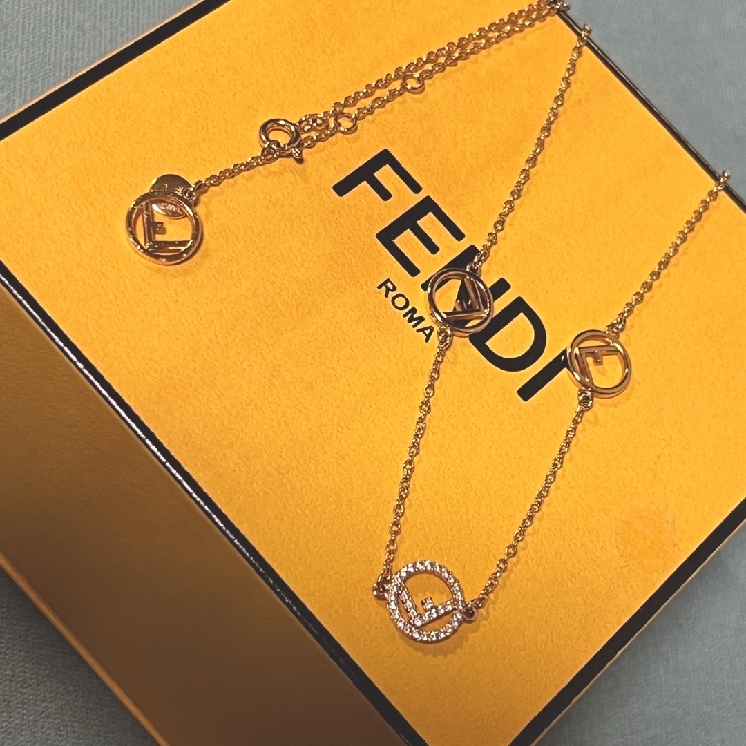 FENDI ネックレス