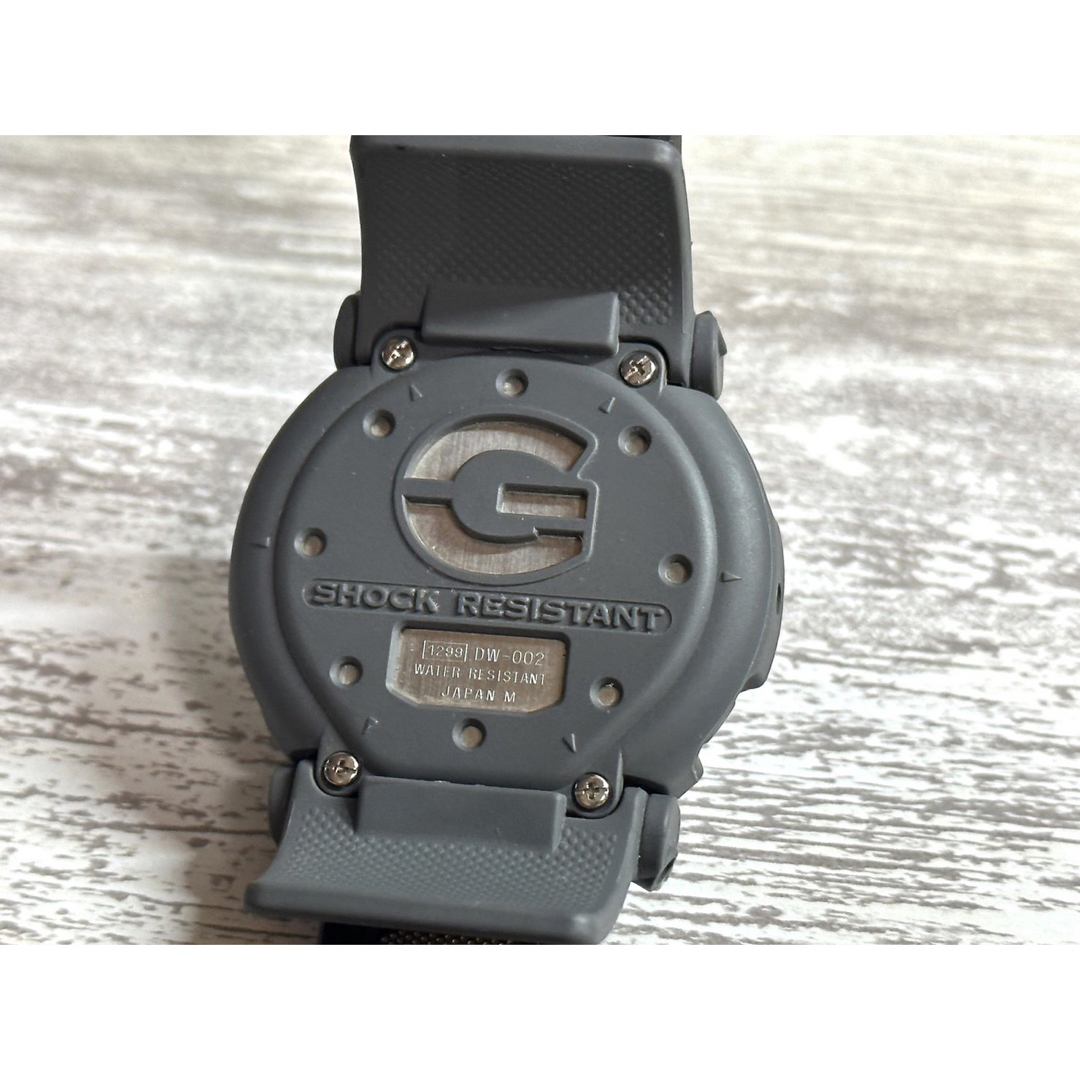 CASIO G-SHOCK DW-002 コムサデモードメン　ジャンク品 メンズの時計(腕時計(デジタル))の商品写真