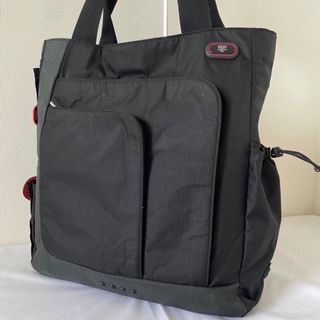 希少品 TUMI トゥミ ビジネスバッグ トートバッグ カーキ チャーム付き