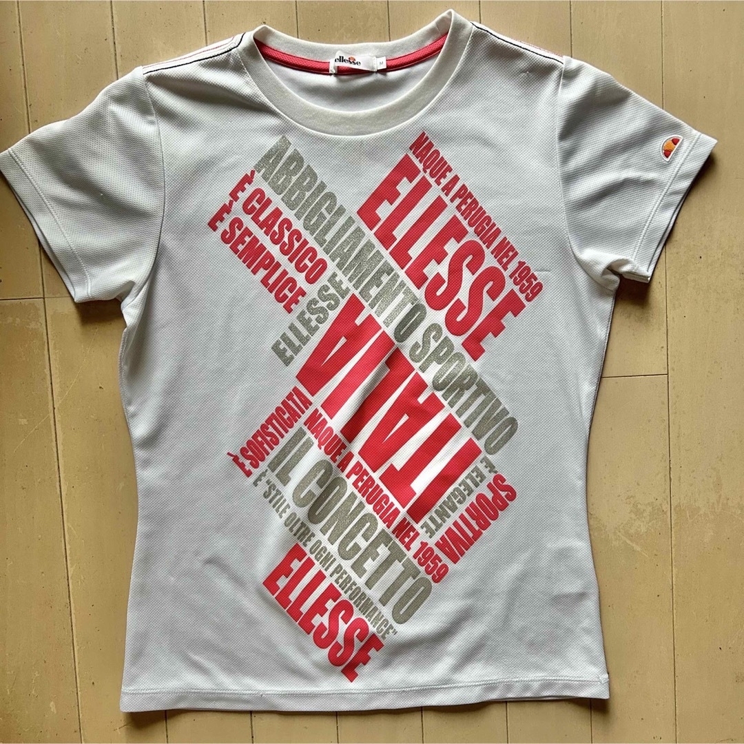 ellesse(エレッセ)の【美品】エレッセ　ellesse スポーツウェア　メッシュTシャツ　大人可愛い レディースのトップス(Tシャツ(半袖/袖なし))の商品写真