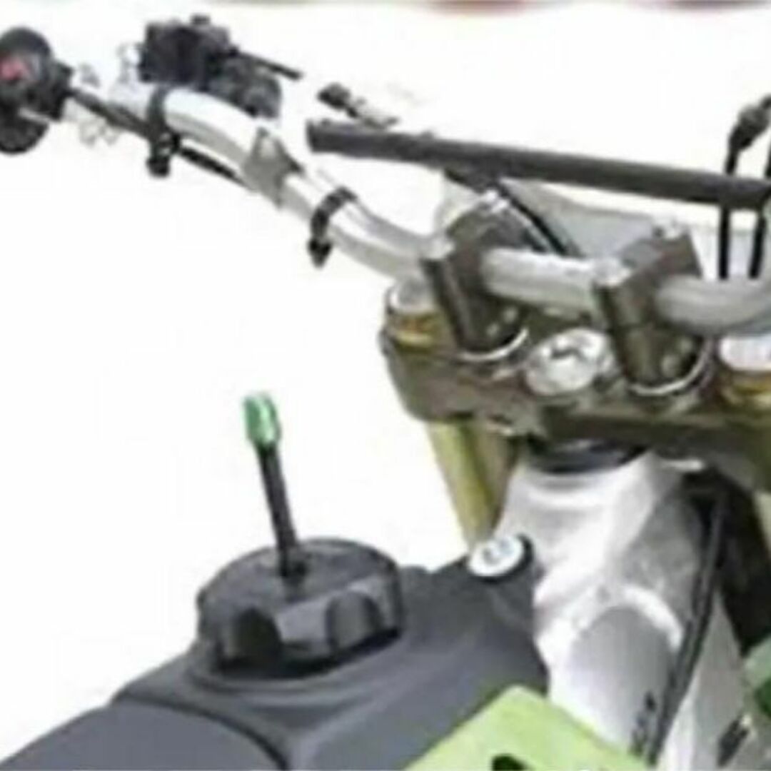 ユニフローキャップ  バイク  モトクロス　オフロード　グリーン　ガソリンタンク 自動車/バイクのバイク(モトクロス用品)の商品写真