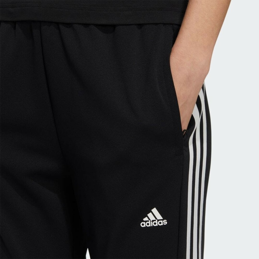 adidas(アディダス)のM アディダス レディース ジャージ クロップドパンツ 7分丈 カプリパンツ レディースのパンツ(クロップドパンツ)の商品写真