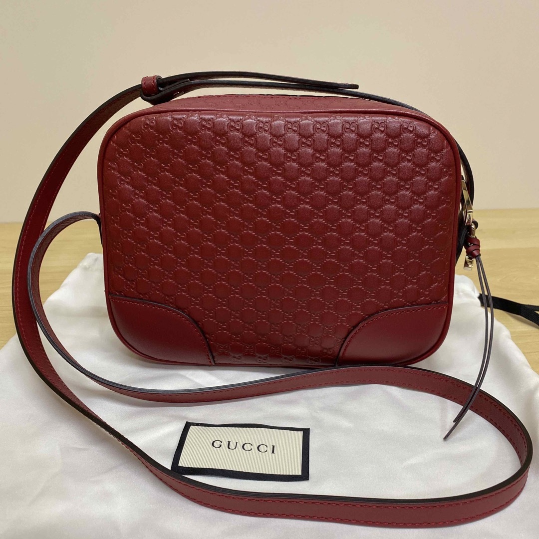 Gucci(グッチ)のGUCCI グッチ　マイクログッチ　シマ　レザー　ショルダーバッグ　レッド　赤系 レディースのバッグ(ショルダーバッグ)の商品写真